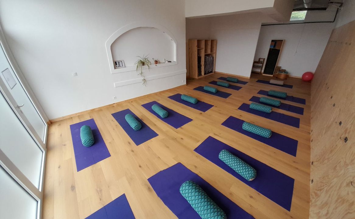 Salle de la maison de la tortue à Brest - Équipée pour le Yoga Iyengar®